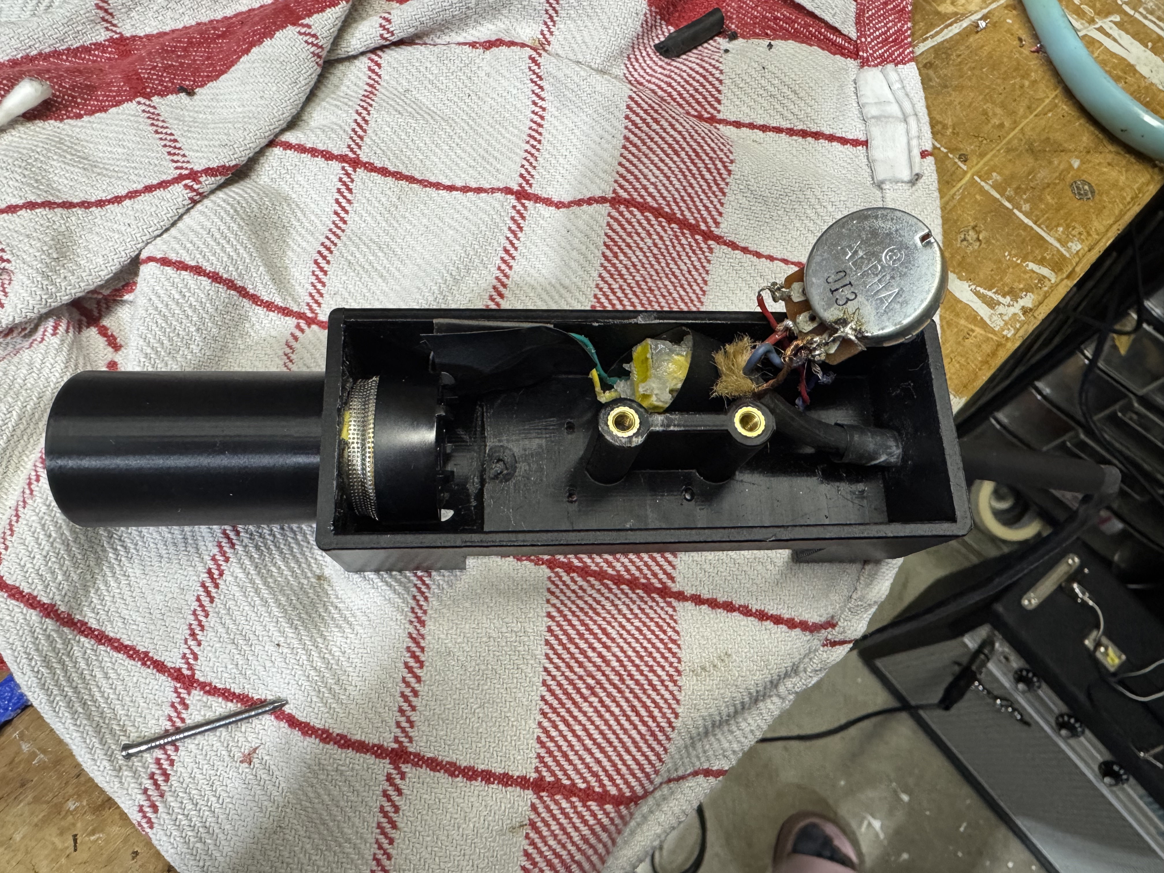 Printed lid and base separated
