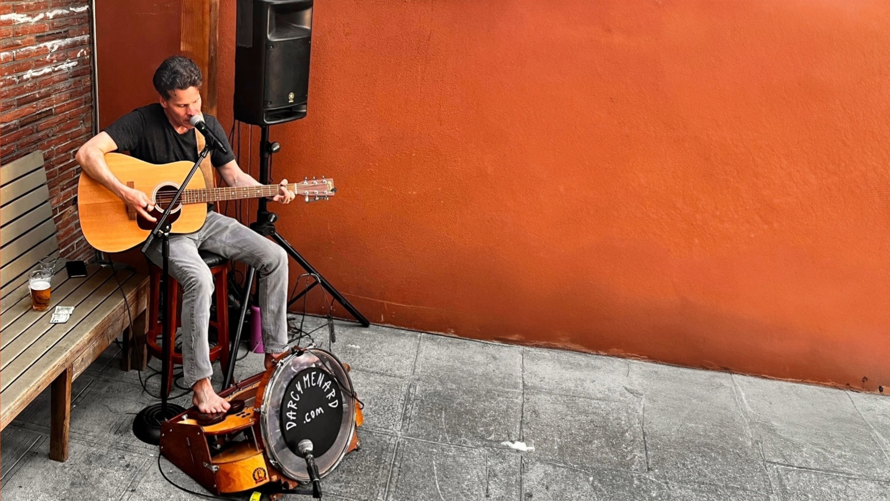 Darcy Menard performing live